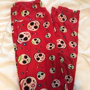 Lularoe sugar skull leggings